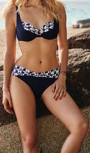 Rosa Faia Bikini